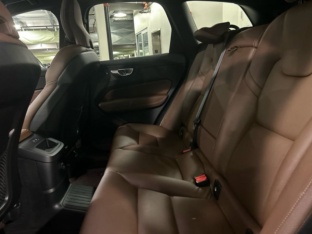 Certified 2023 Volvo XC60 T8 Plus w/ Climate Package image 24