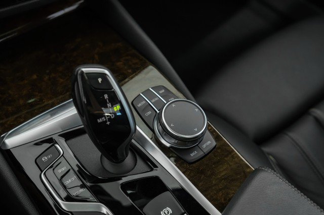 Used 2020 BMW 540i xDrive image 26