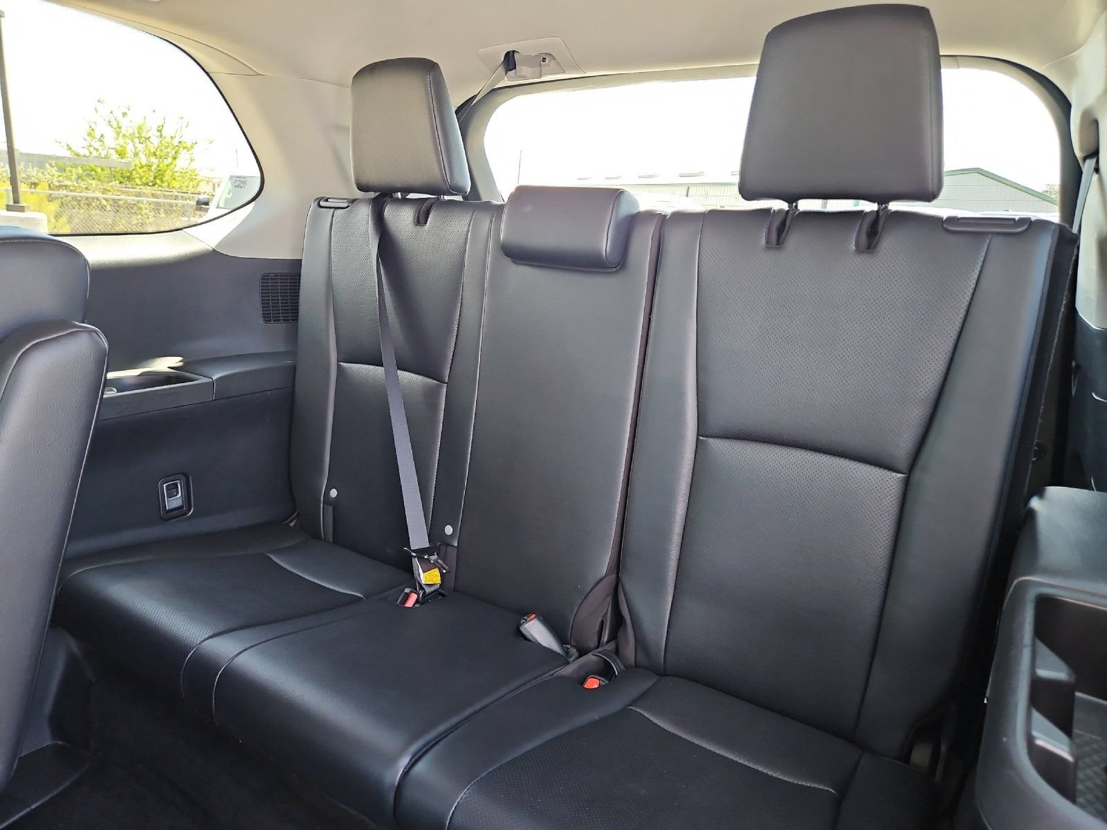 Used 2025 Toyota Grand Highlander AWD image 14