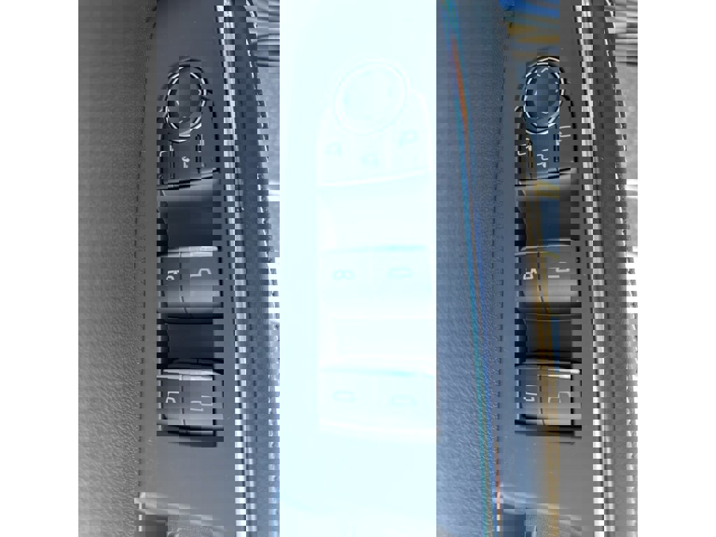 New 2026 GMC Acadia Denali w/ Super Cruise Package image 7