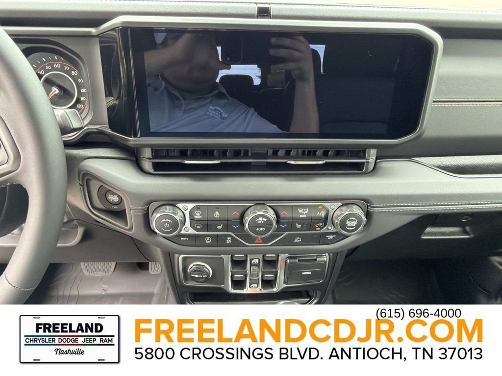 New 2026 Jeep Gladiator Sport AWD/4WD image 26