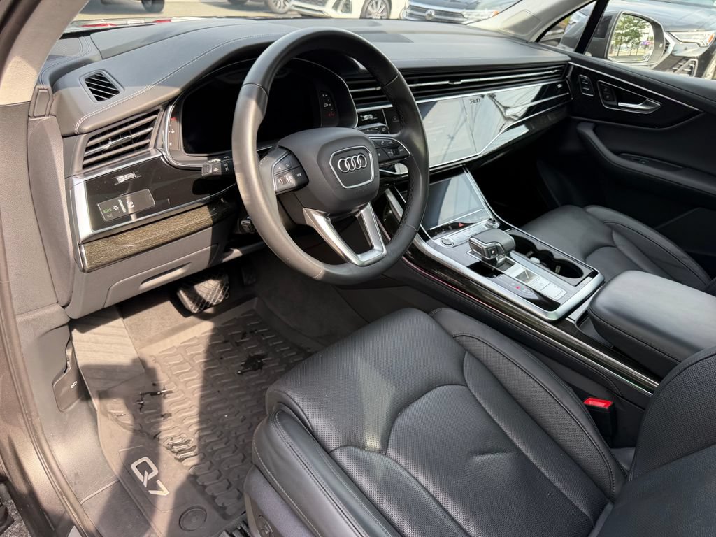 Used 2023 Audi Q7 2.0T Premium Plus AWD/4WD image 15