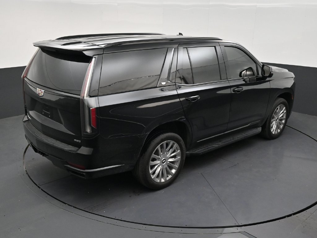 Used 2023 Cadillac Escalade Premium Luxury AWD/4WD image 15