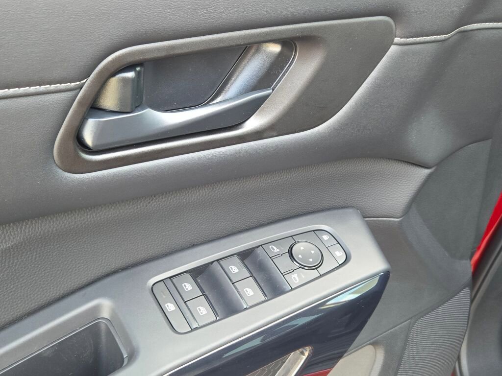 New 2026 Nissan Pathfinder SV image 20