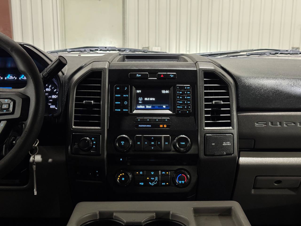Used 2018 Ford F250 XL w/ Power Equipment Group AWD/4WD image 22