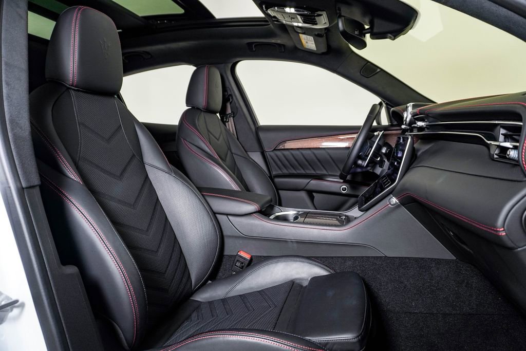 Used 2023 Maserati Grecale Modena image 15