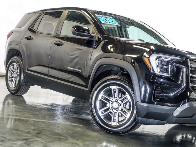 Certified 2025 GMC Terrain Elevation AWD/4WD image 5