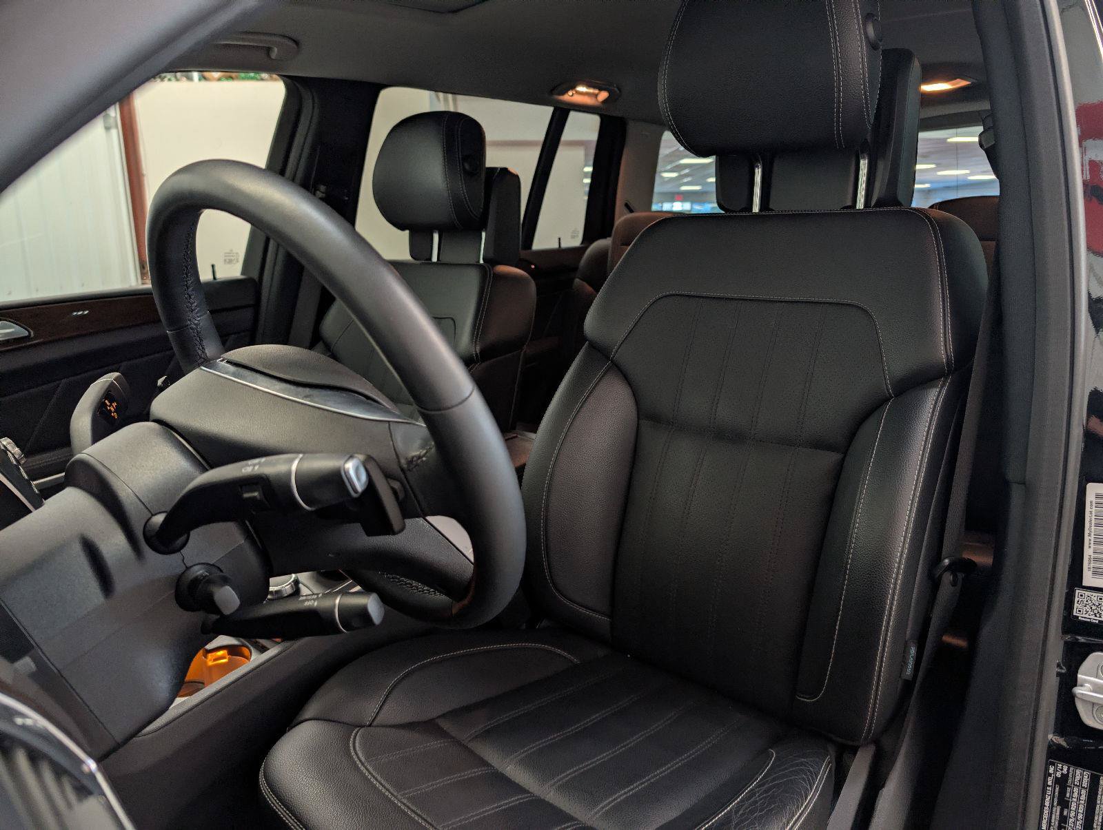 Used 2014 Mercedes-Benz GL 450 4MATIC image 2