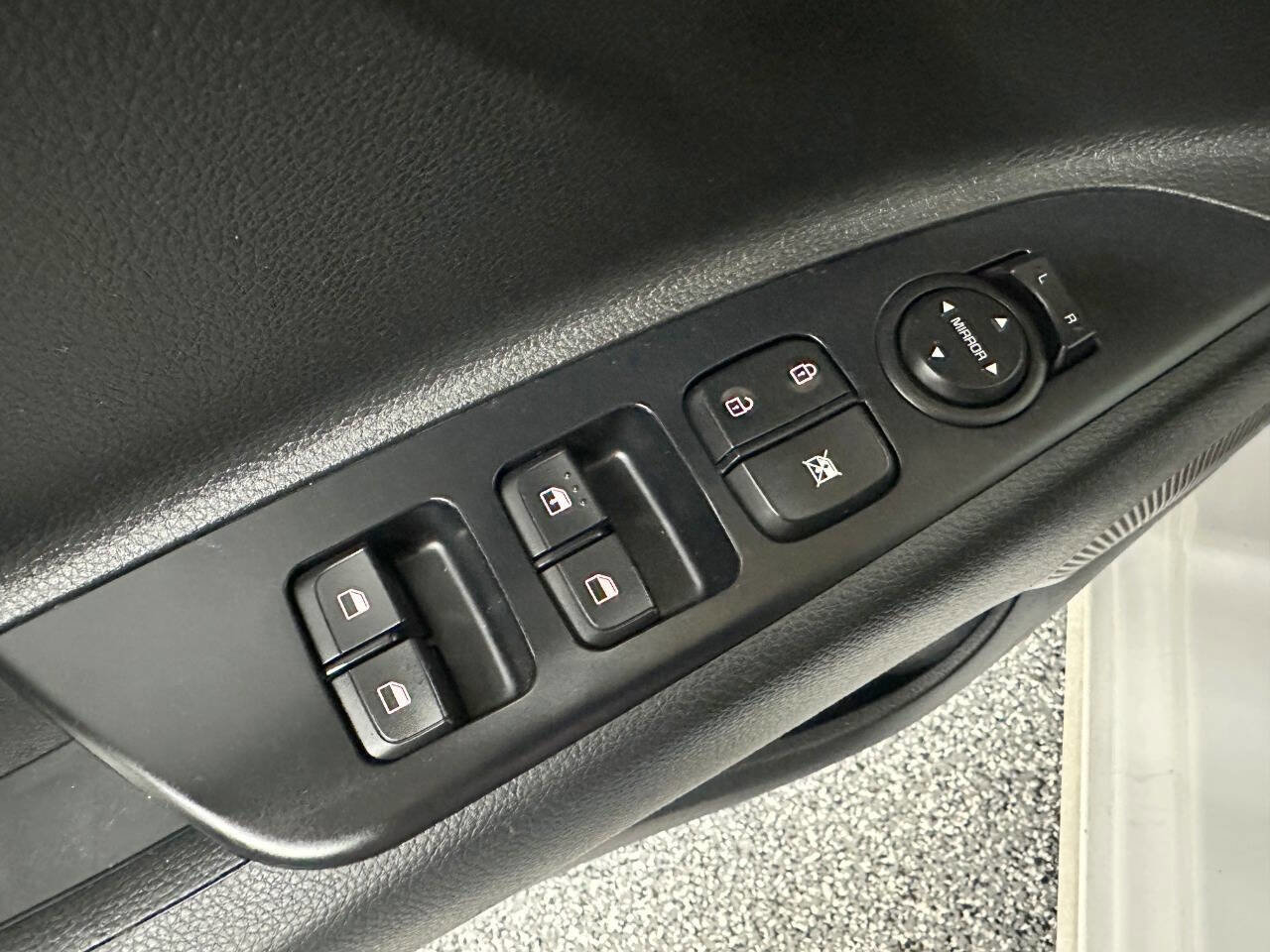Used 2022 Kia Rio LX image 20