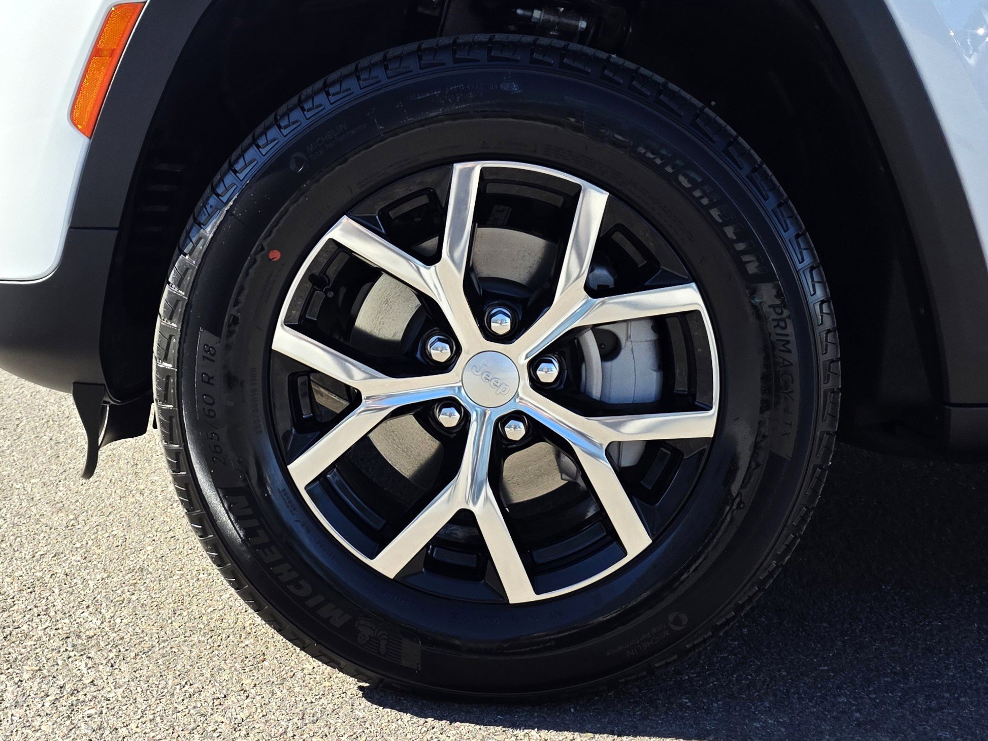 New 2025 Jeep Grand Cherokee Limited image 10