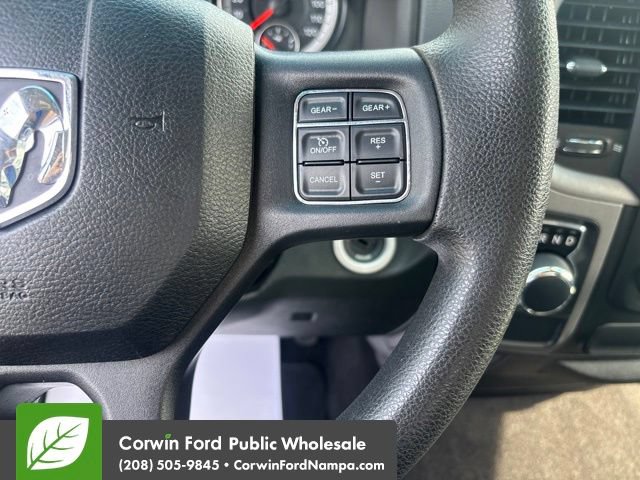 Used 2015 RAM 1500 Express RWD image 18