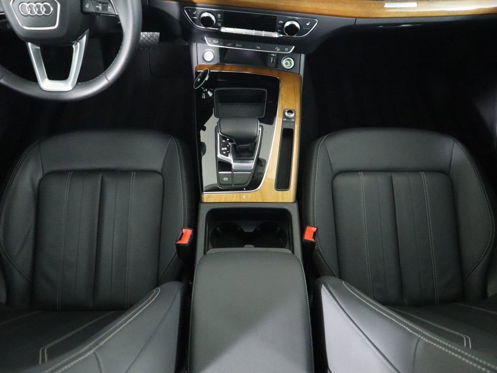 Used 2021 Audi Q5 e Premium image 16