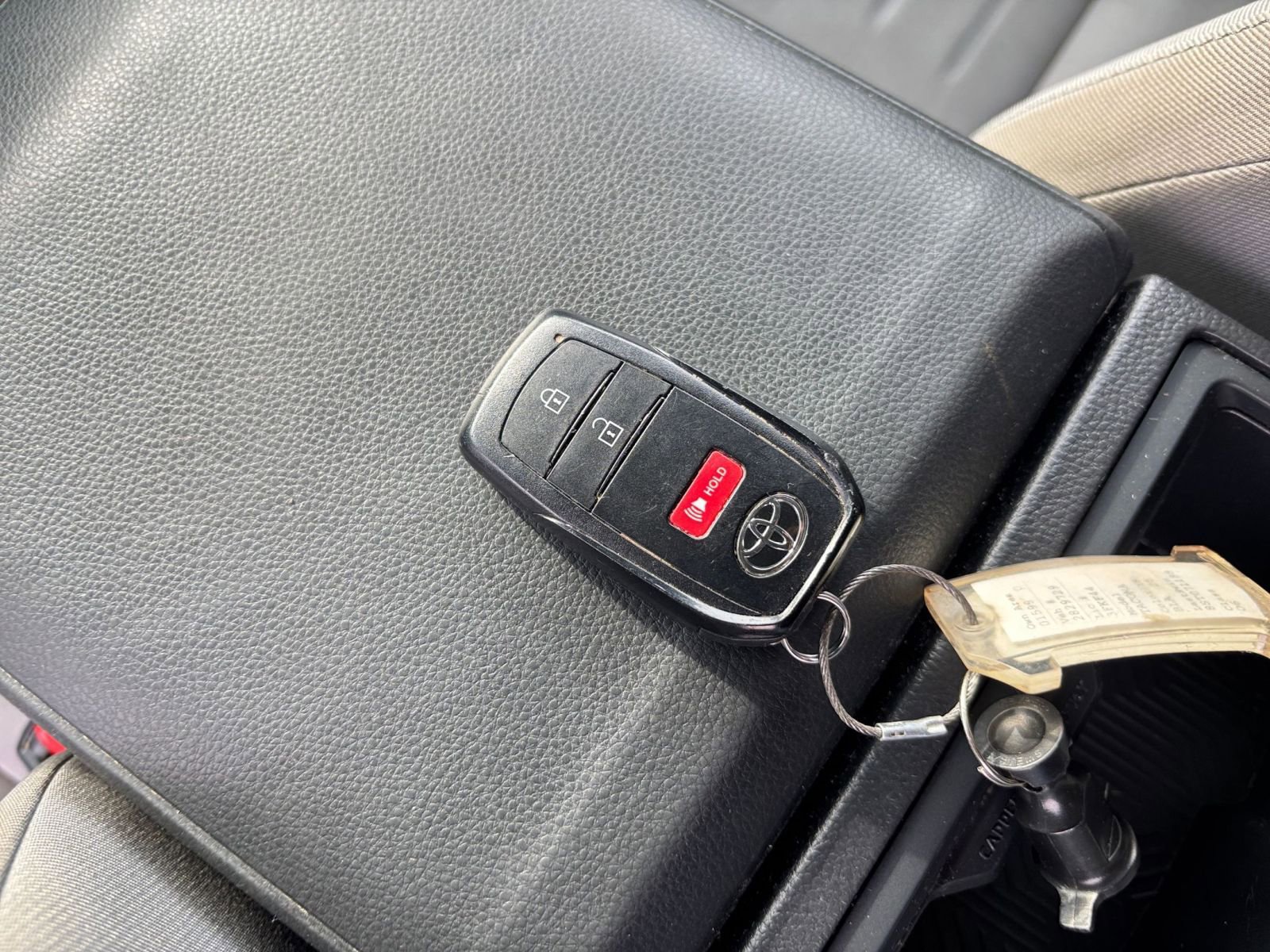 Used 2025 Toyota Tacoma SR image 22