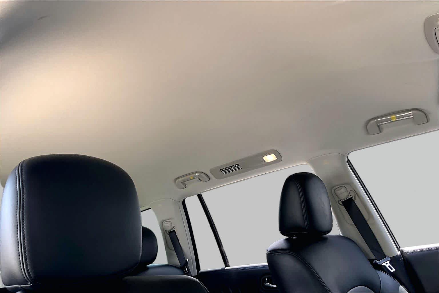 Used 2022 Nissan Armada SV w/ SV Appearance Package RWD image 14