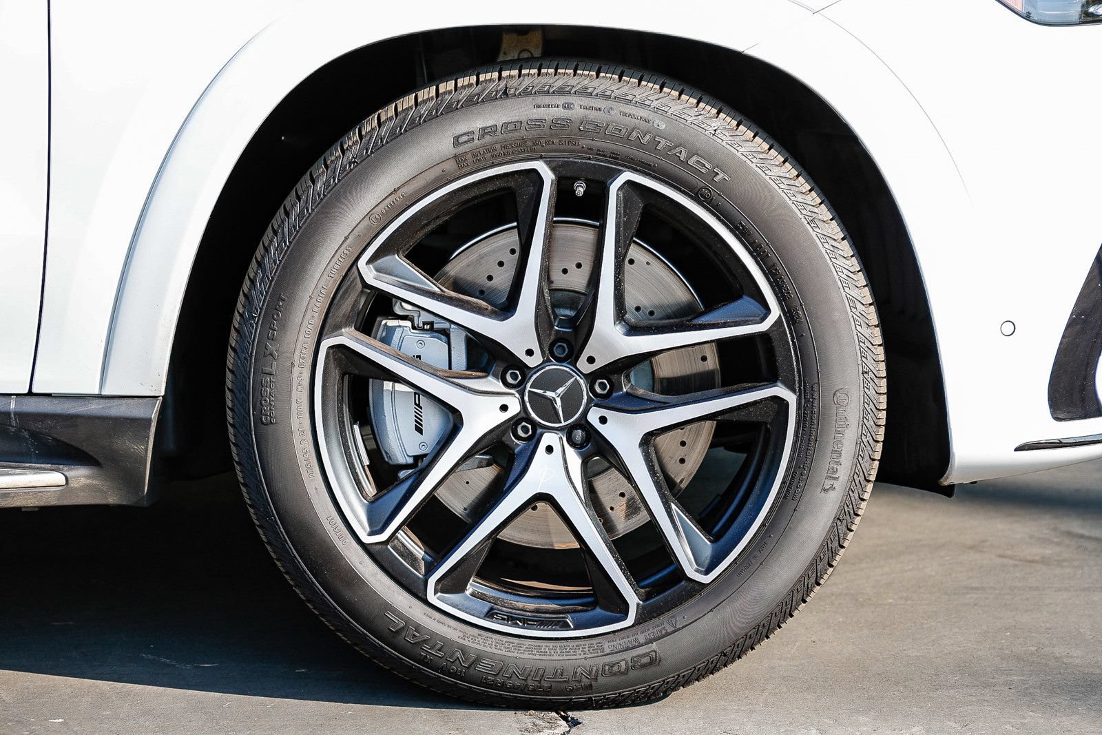 Used 2025 Mercedes-Benz GLE 53 AMG 4MATIC Coupe image 9