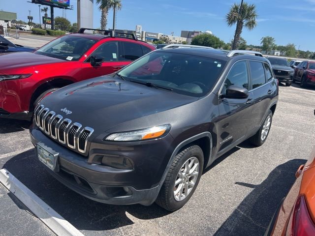 Used 2014 Jeep Cherokee Latitude w/ Comfort/Convenience Group image 3