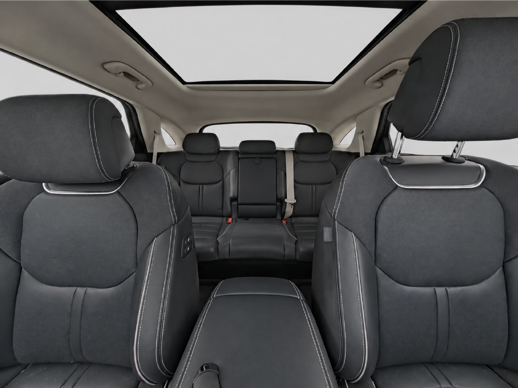 Certified 2024 Genesis Electrified GV70 AWD/4WD image 17