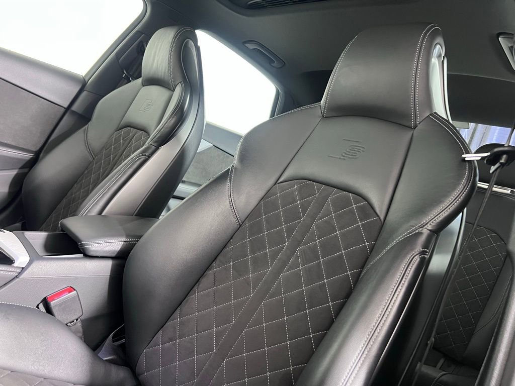 Used 2020 Audi S4 Premium Plus image 5