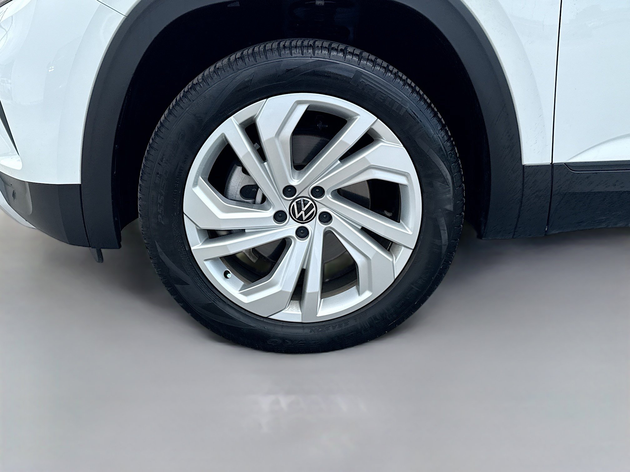 Used 2023 Volkswagen Atlas SE w/ Panoramic Sunroof Package FWD image 44