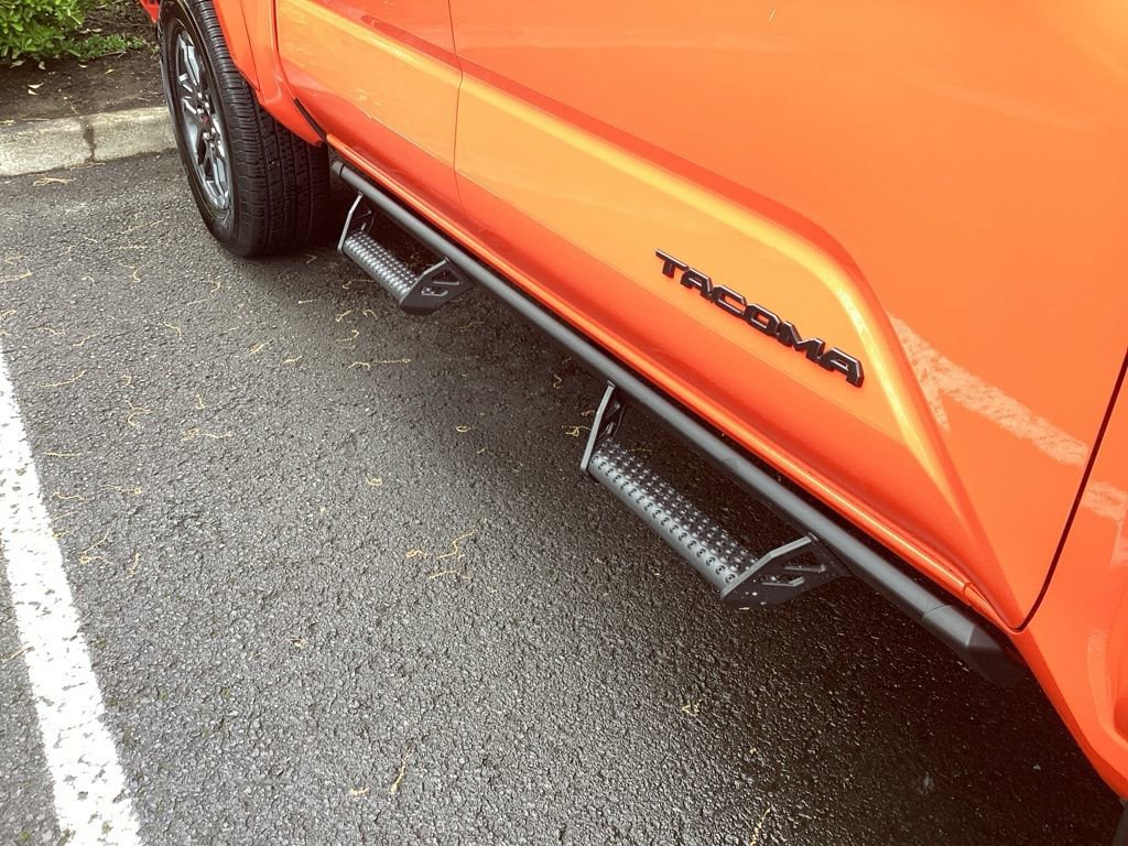 Certified 2024 Toyota Tacoma TRD Sport AWD/4WD image 5