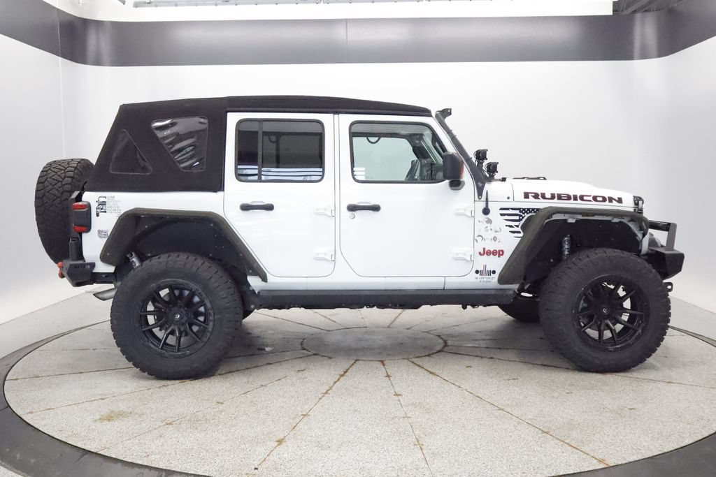 Used 2023 Jeep Wrangler Unlimited Rubicon w/ LED Lighting Group AWD/4WD image 9