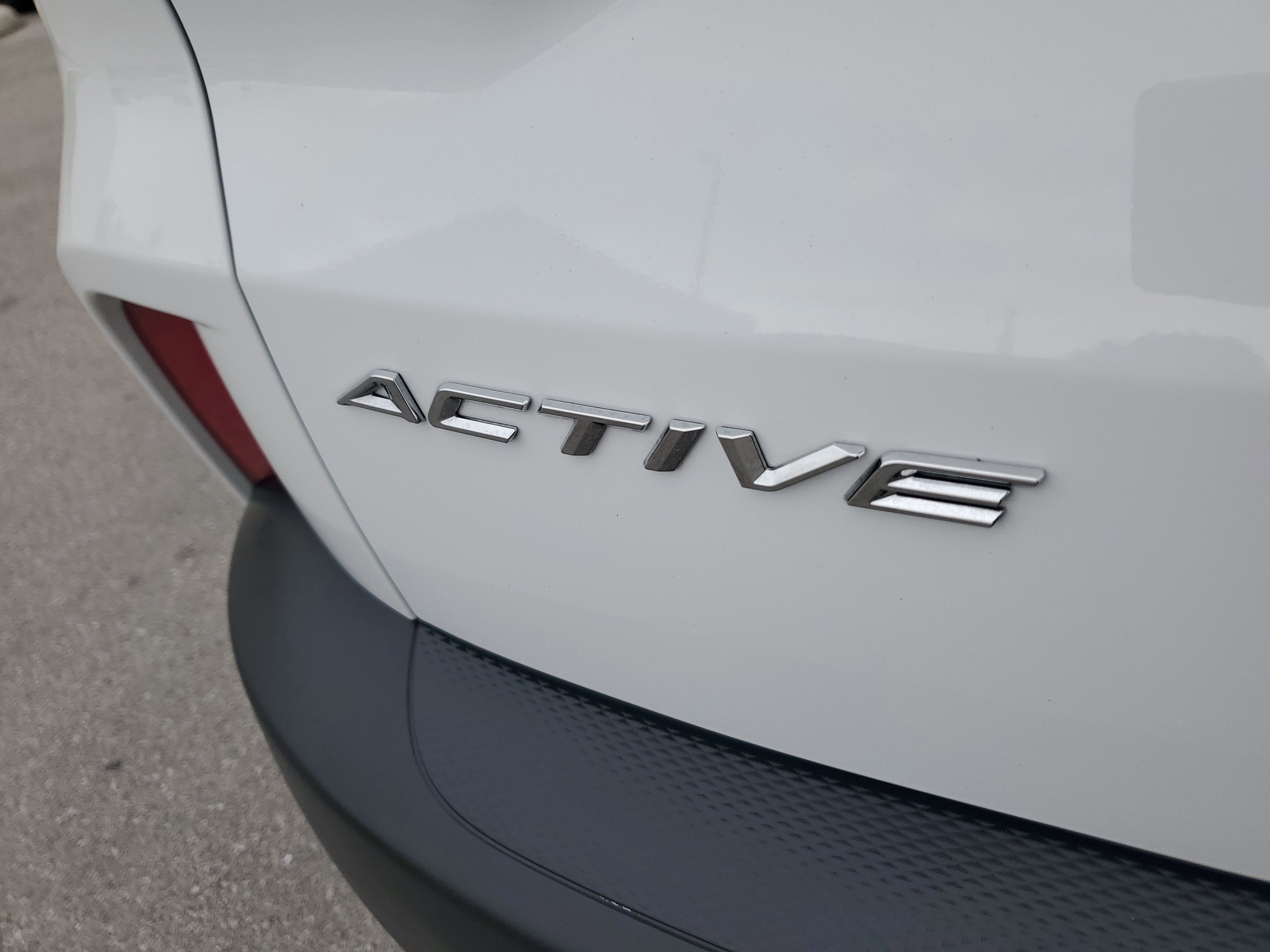 Used 2024 Ford Escape Active image 10