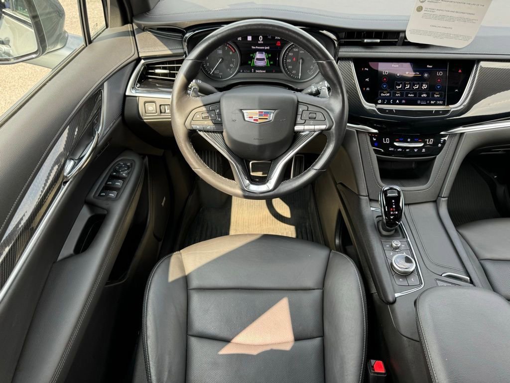 Used 2024 Cadillac XT6 Sport w/ Technology Package AWD/4WD image 15