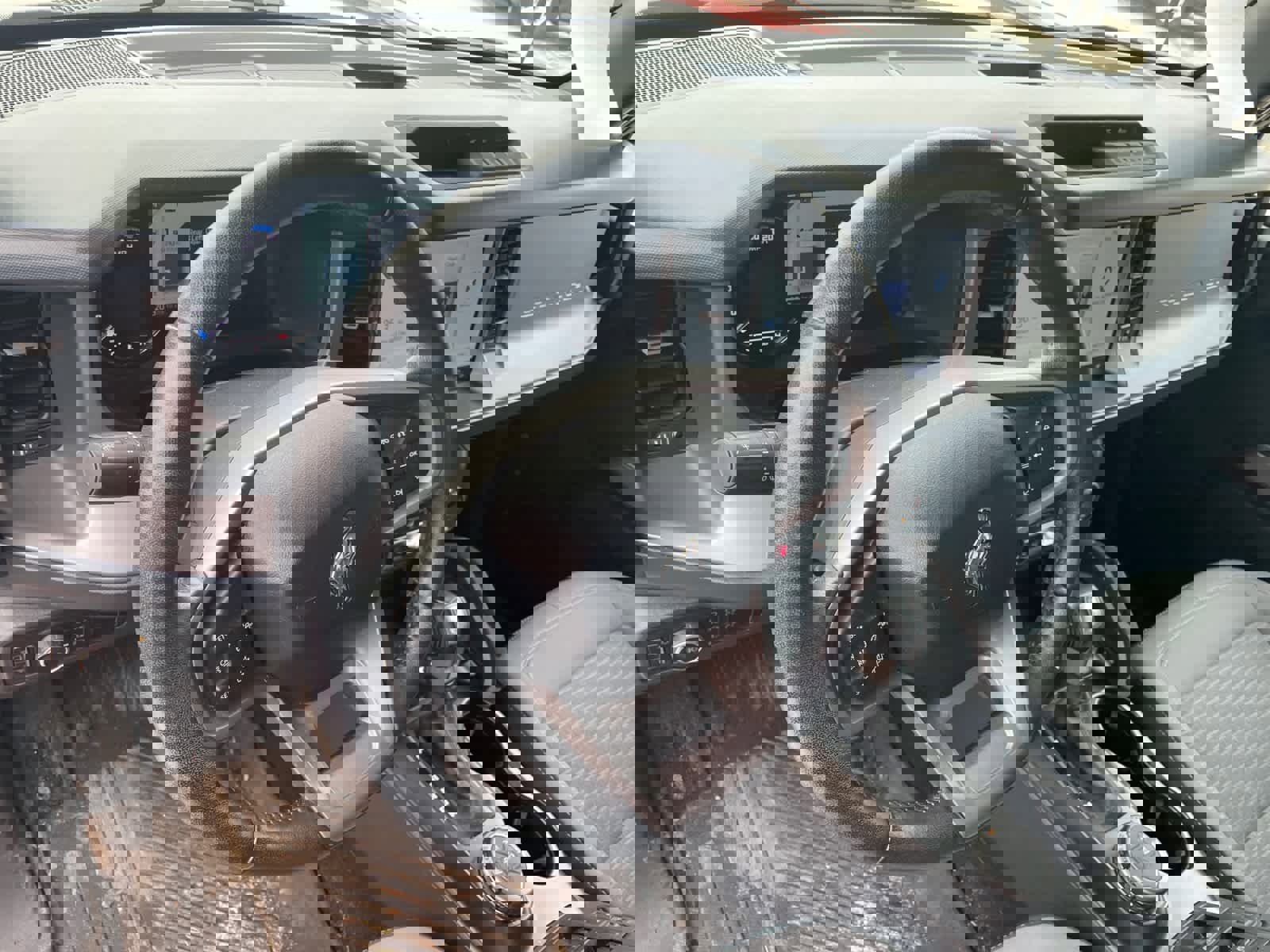 Used 2023 Ford Bronco Outer Banks image 13