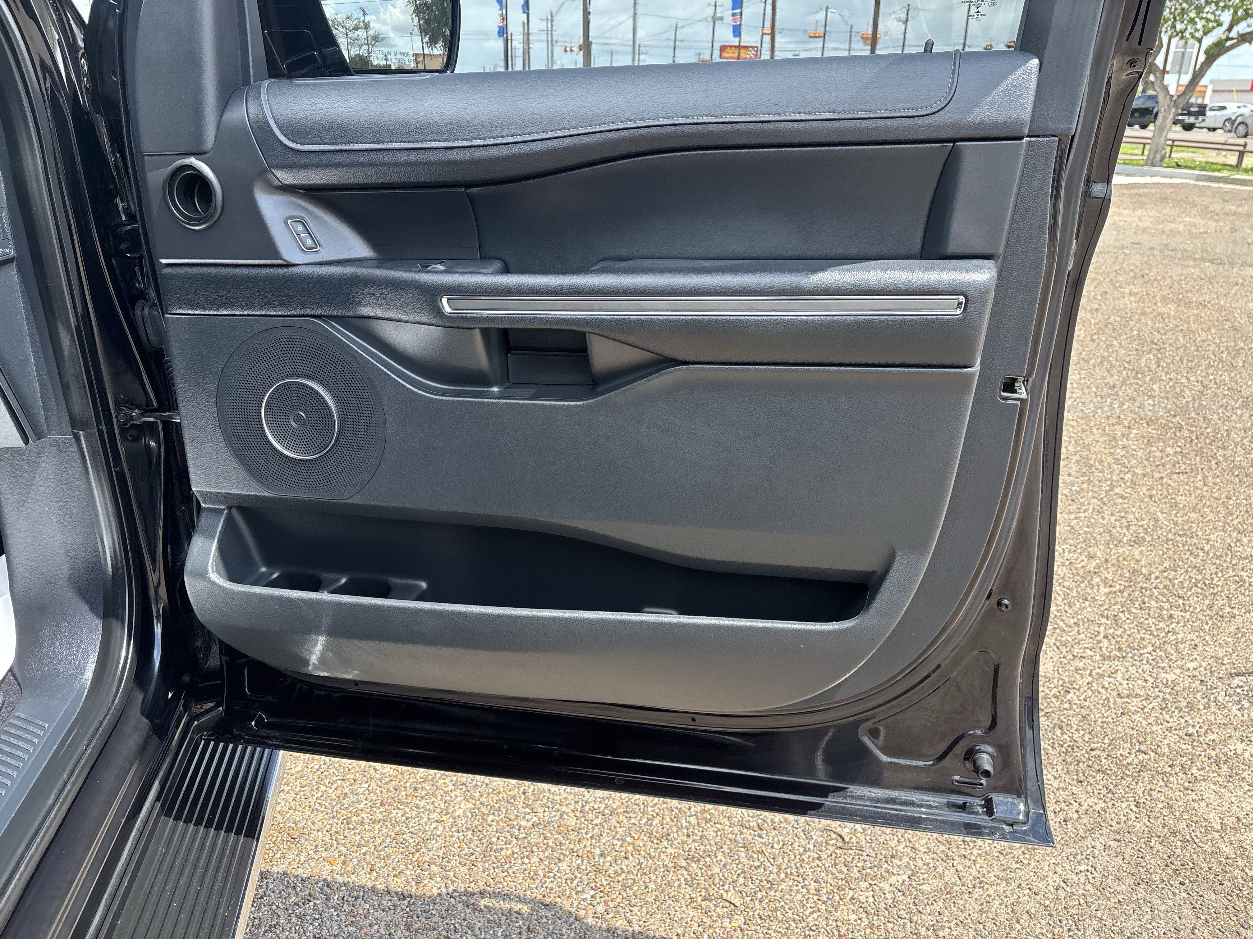 Certified 2023 Ford Expedition XLT RWD image 28