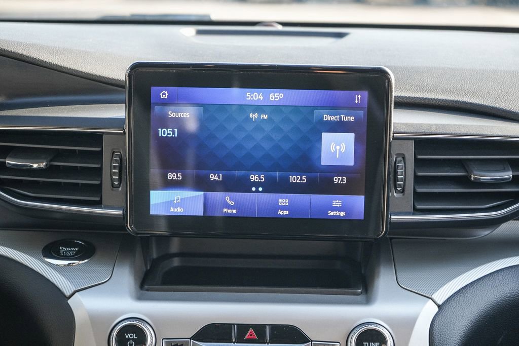 Used 2022 Ford Explorer XLT w/ Equipment Group 202A RWD image 13