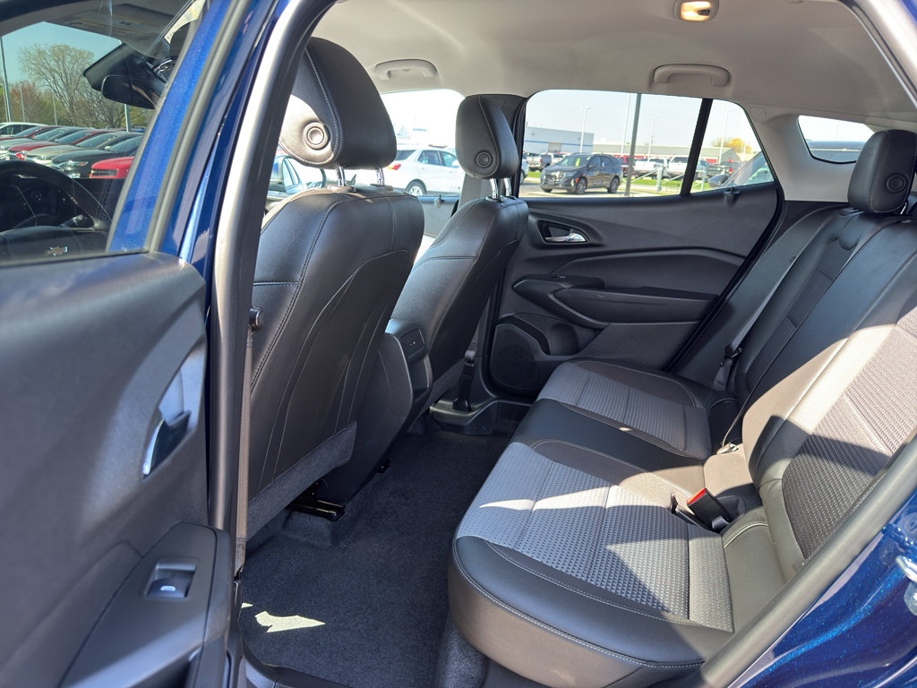 Certified 2024 Chevrolet Trax LT w/ Driver Confidence Package FWD image 29
