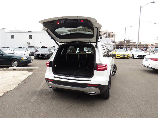 Used 2025 Mercedes-Benz GLB 250 4MATIC image 27