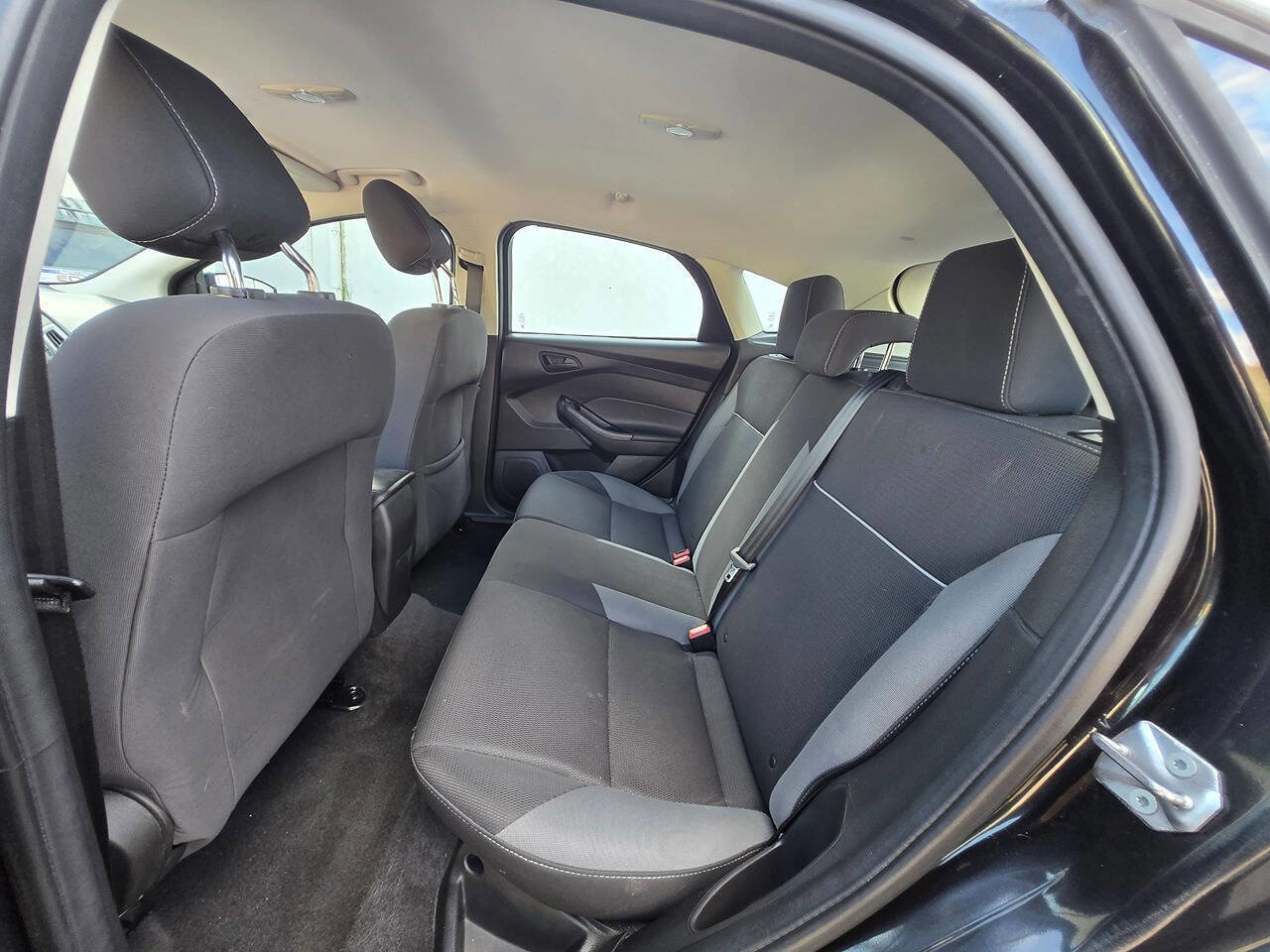 Used 2012 Ford Focus SE image 26