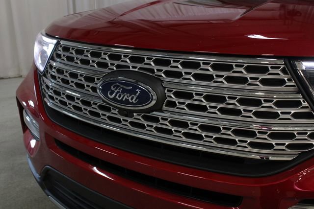 Used 2023 Ford Explorer Limited w/ Limited Technology Package image 32