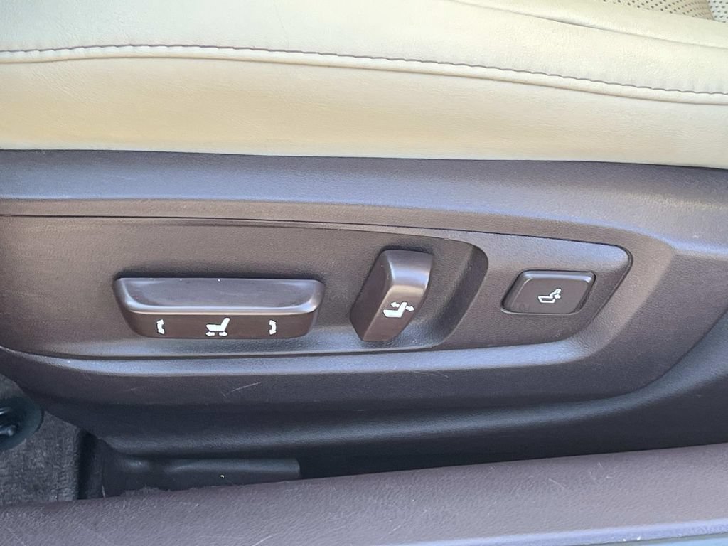 Used 2016 Lexus ES 350 w/ Navigation System Package FWD image 31