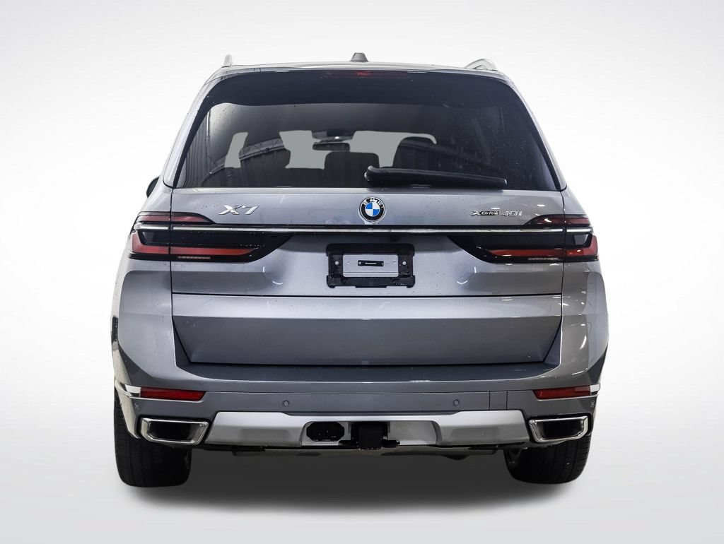 Used 2024 BMW X7 xDrive40i AWD/4WD image 4
