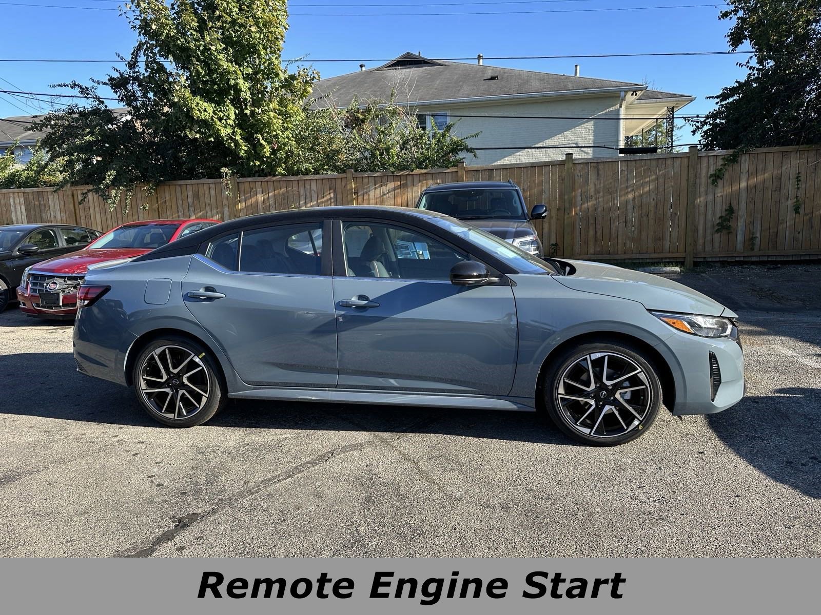 New 2025 Nissan Sentra SR w/ SR Premium Package FWD image 2