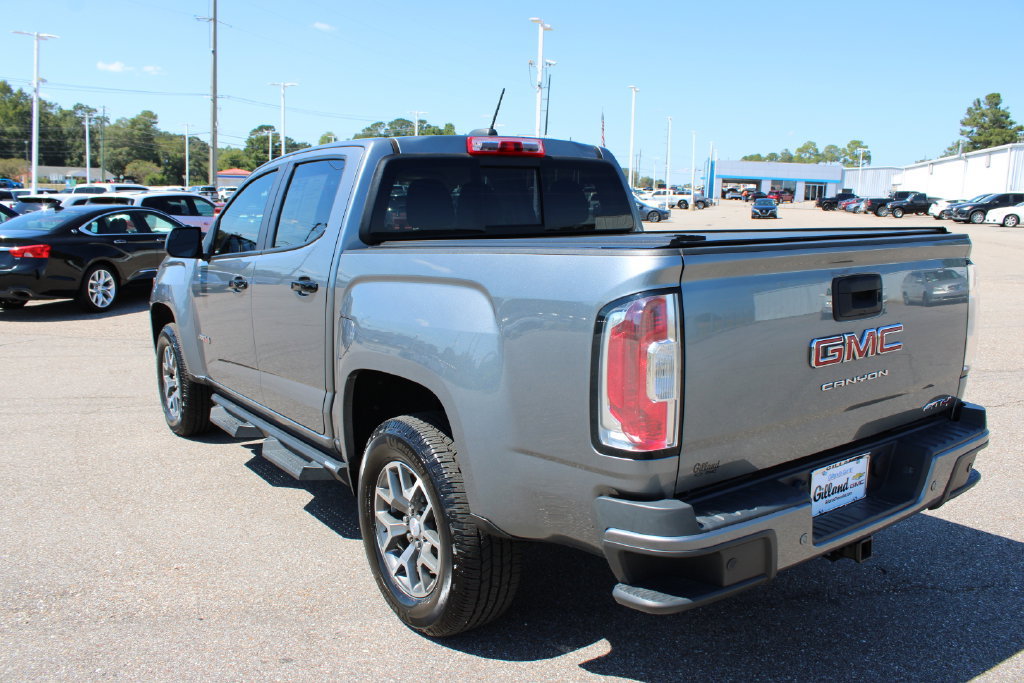 Used 2022 GMC Canyon AT4 w/ Driver Alert Package AWD/4WD image 7