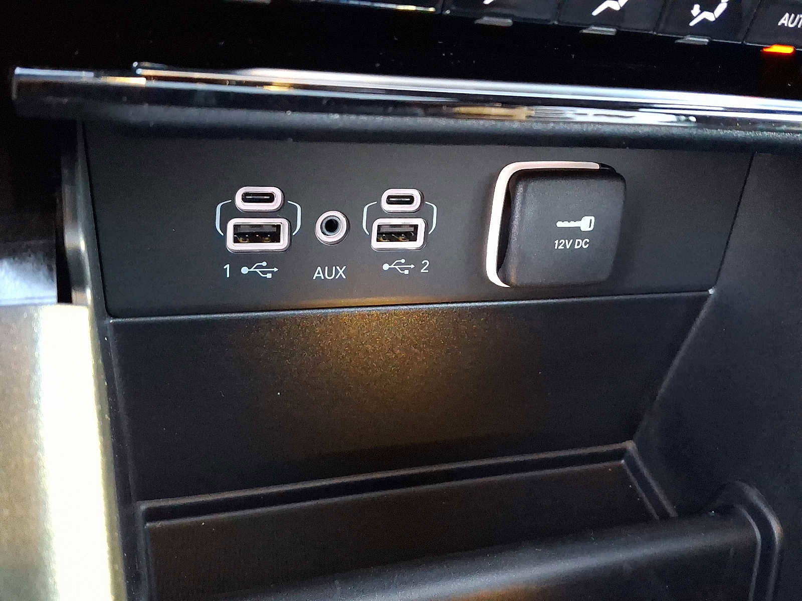 New 2025 Jeep Grand Cherokee Limited image 16