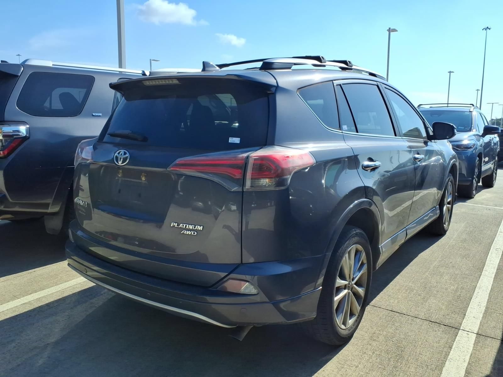 Used 2017 Toyota RAV4 Platinum AWD/4WD image 6