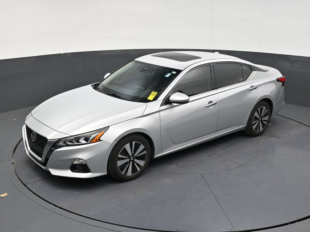 Used 2019 Nissan Altima 2.5 SV FWD image 12
