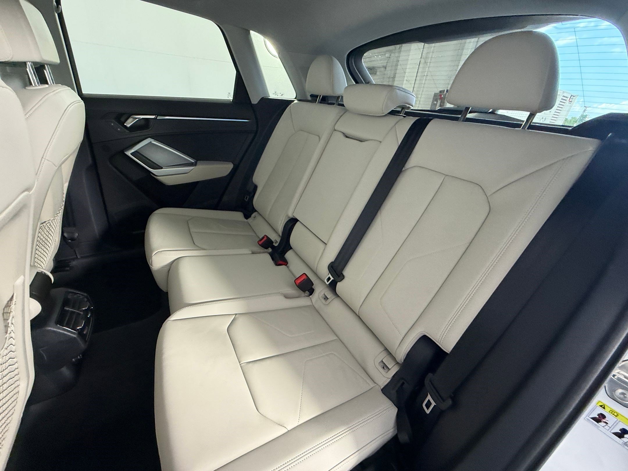 Used 2023 Audi Q3 2.0T Premium Plus AWD/4WD image 28