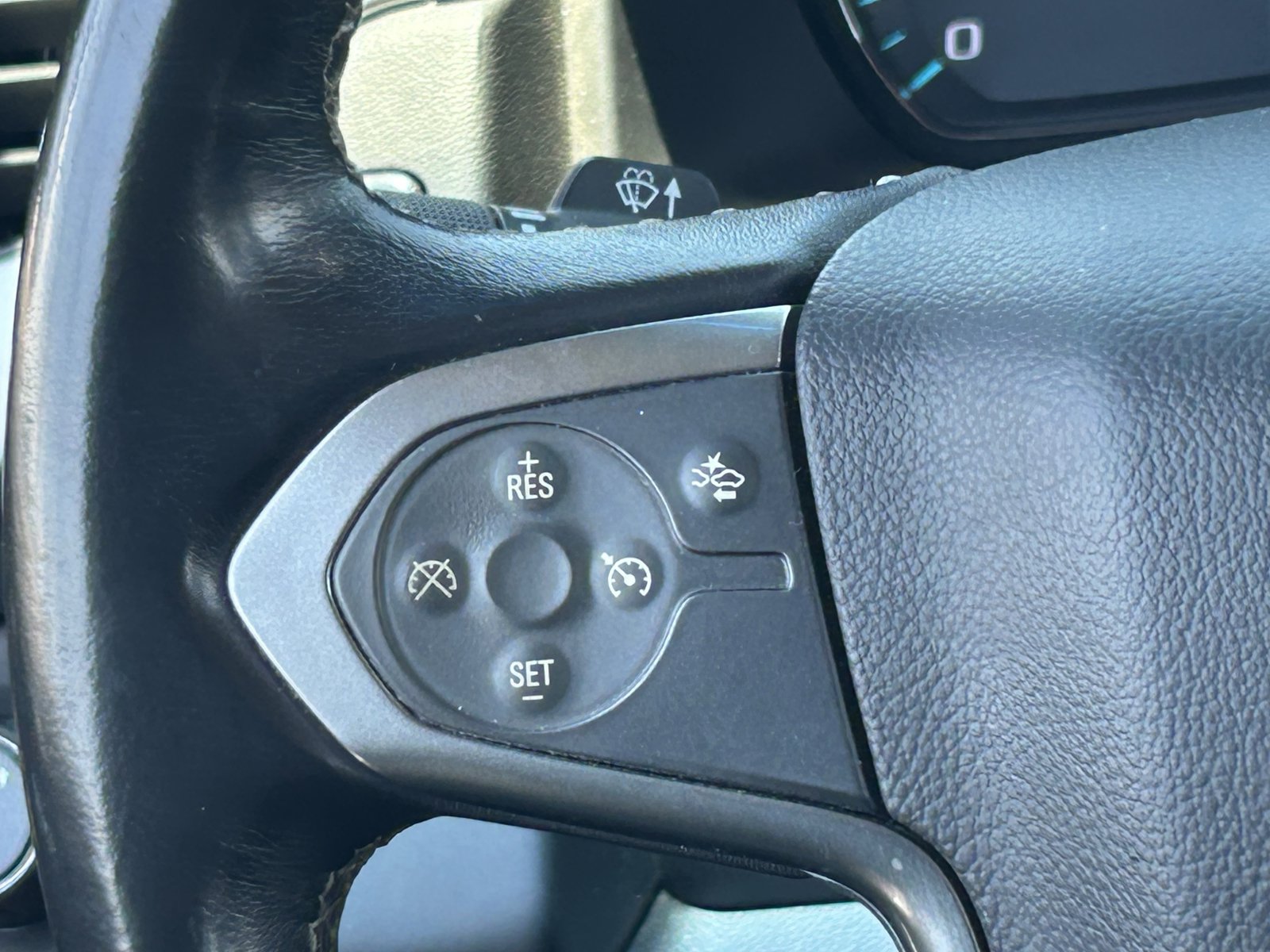 Used 2020 Chevrolet Suburban LT AWD/4WD image 23