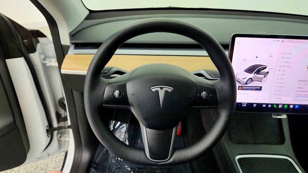 Used 2023 Tesla Model Y Long Range AWD/4WD image 14