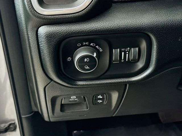 Used 2021 RAM 1500 Laramie image 10