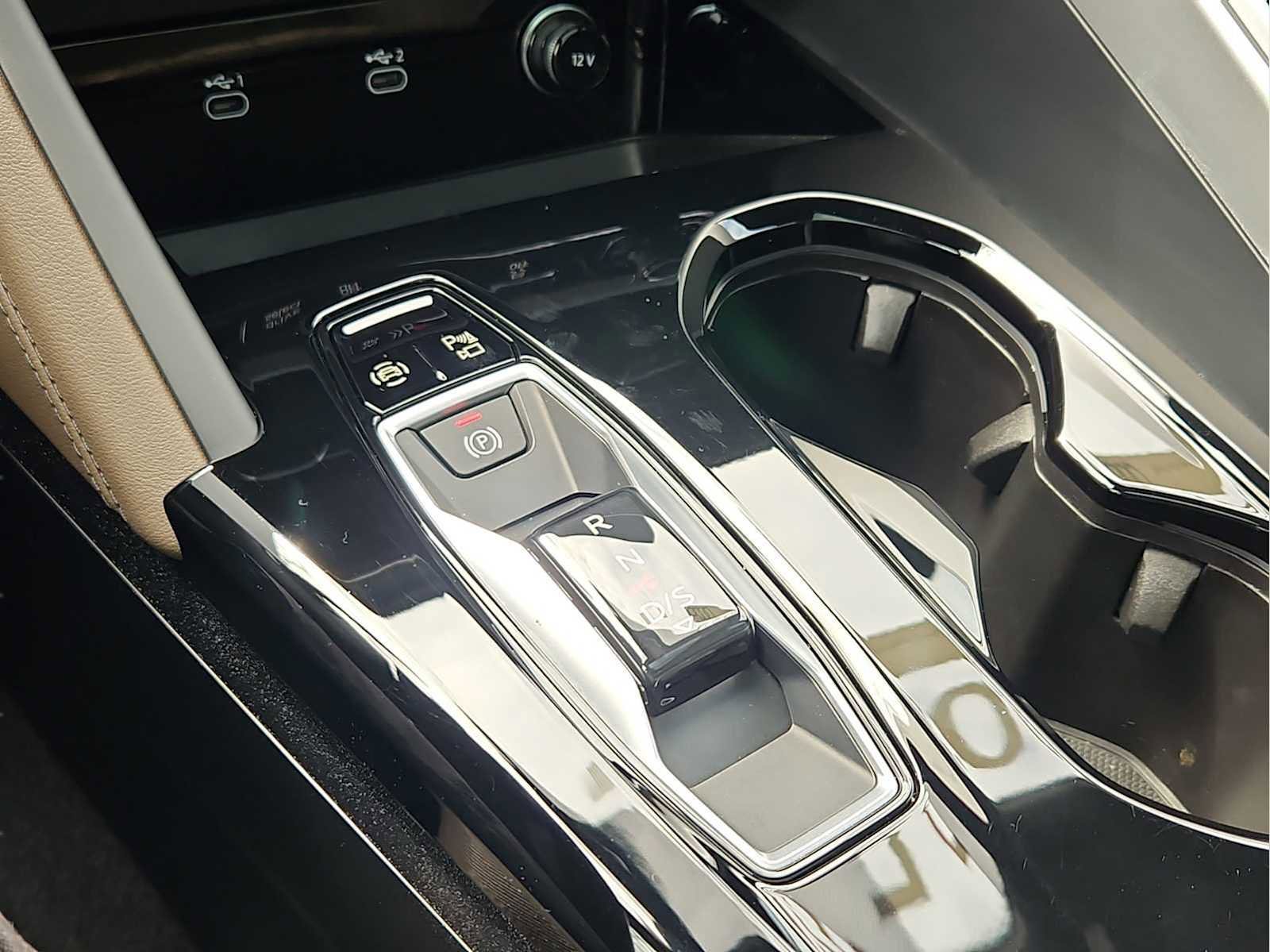 Certified 2025 Audi Q5 Premium w/ Convenience Package image 30