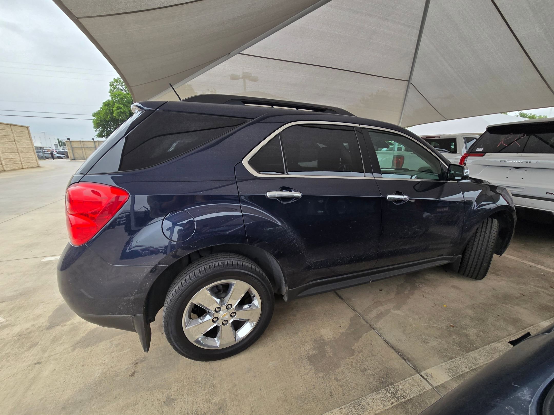 Used 2015 Chevrolet Equinox LT FWD image 9
