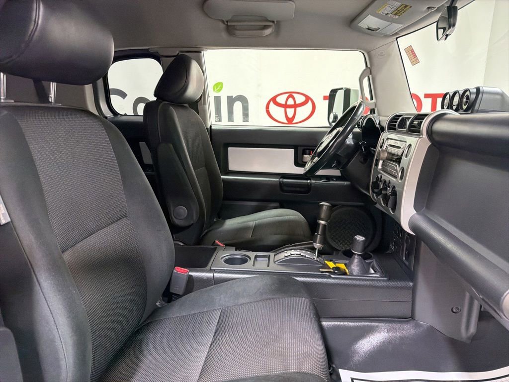 Used 2008 Toyota FJ Cruiser 4WD image 3