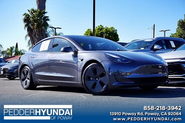 Used 2021 Tesla Model 3 Standard Range Plus image 1