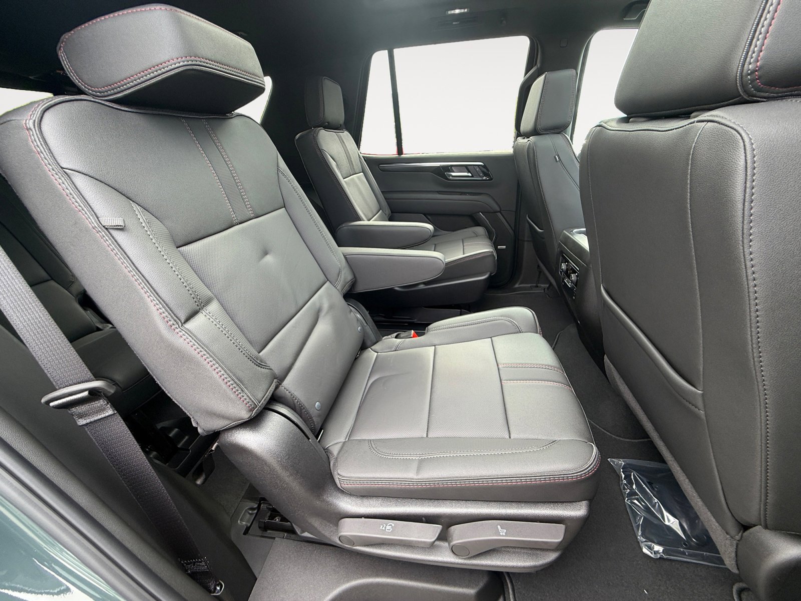 New 2026 Chevrolet Tahoe RST w/ Advanced Technology Package RWD image 18